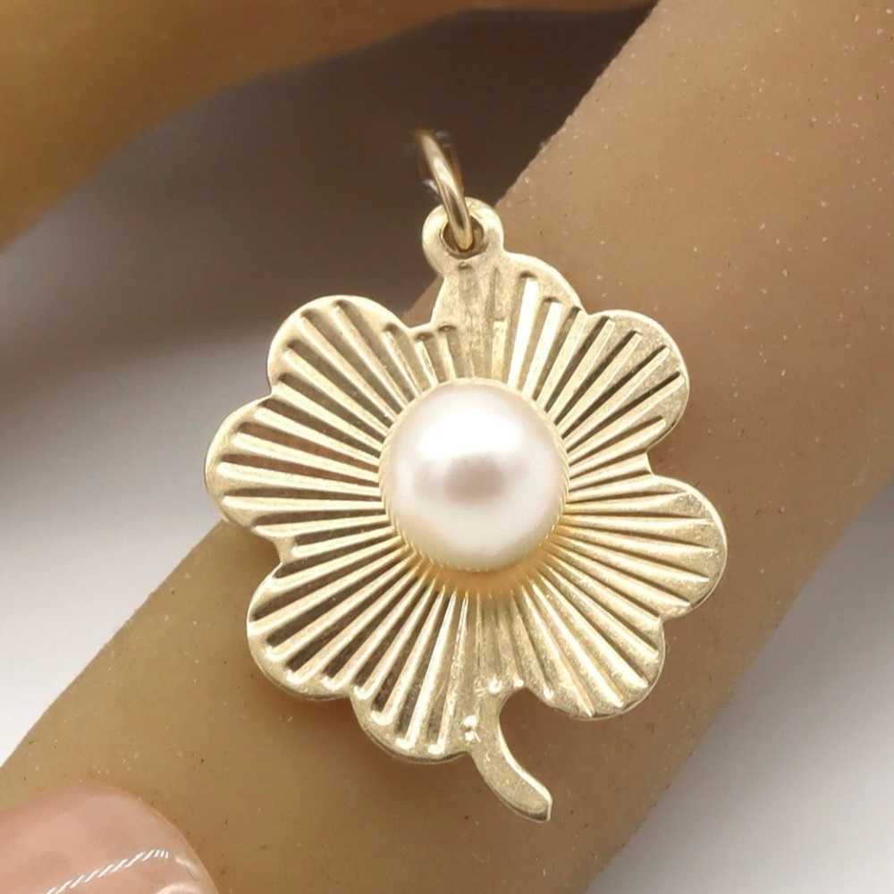 STUNNING Solid 14k Yellow Gold Pearl Leaf Pendant Charm Elegant Gift - SALE